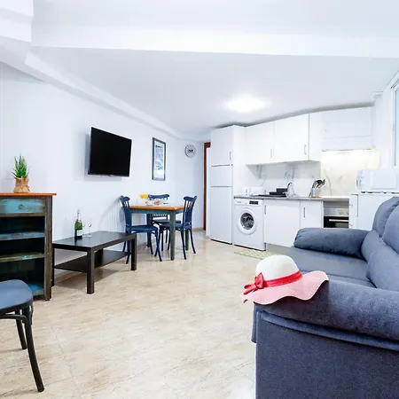 2a Cozy Flores With Pool Apartamento